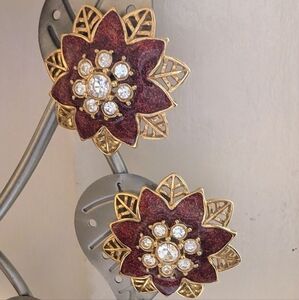 Vintage Poinsettia Enamel Rhinestone Cutout Gold Tone Earrings